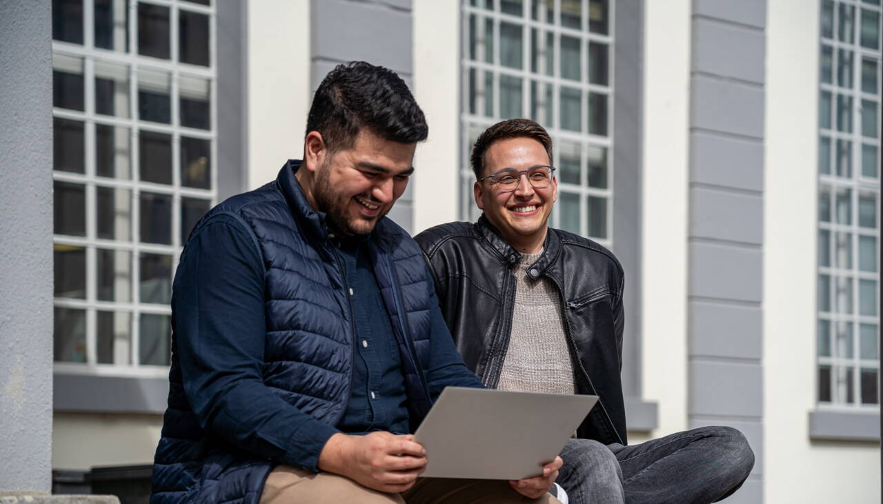 dennis__nour.jpg dennis__nour.jpg